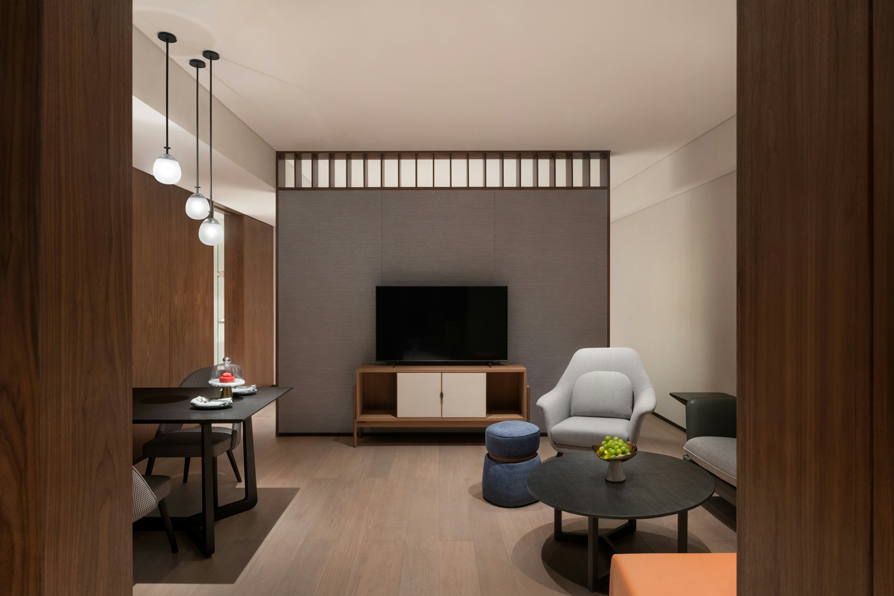 New World Guangzhou Hotel 50/58