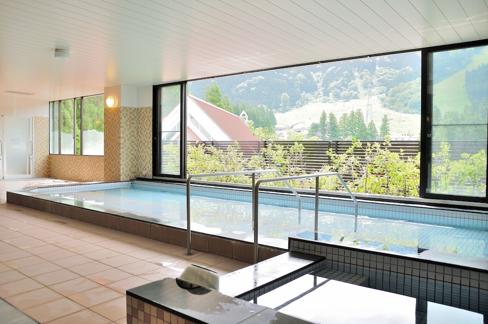 Tateyama Kokusai Hotel 30/61