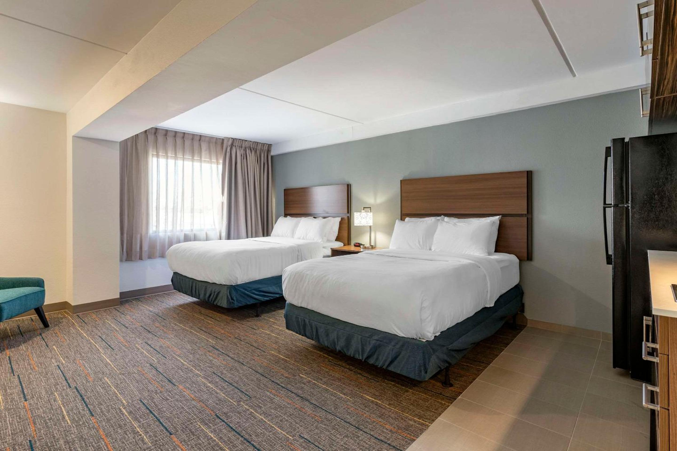 EFFICIENCY, SUITE, 2 DOUBLE BEDS, ACCESSIBLE