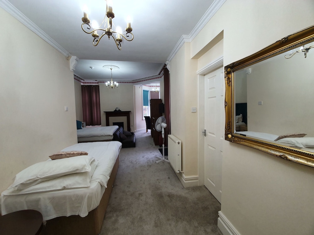 The Park Hotel Preston 39/65