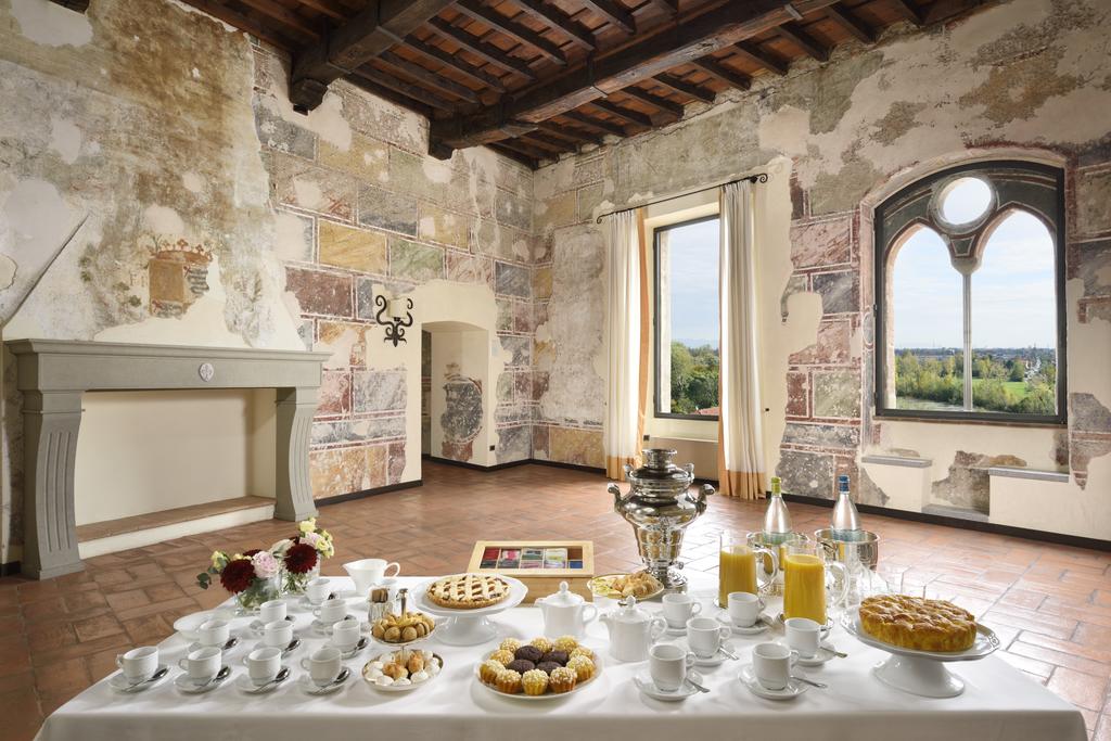 Castello Visconteo 42/50