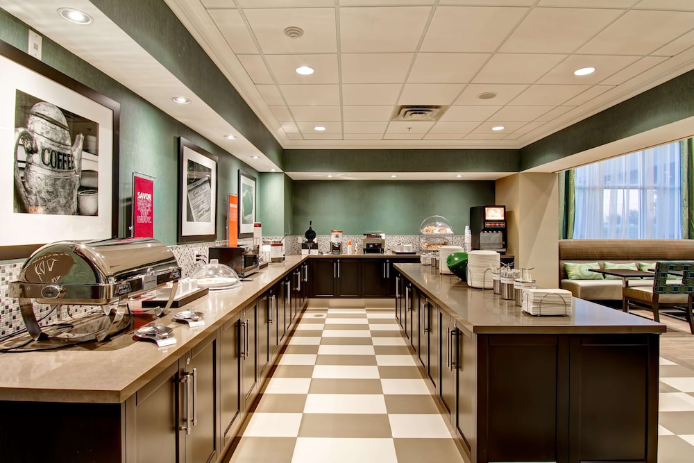 Hampton Inn by Hilton London 27/39