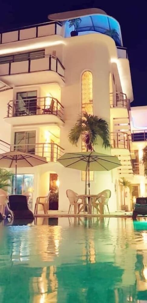 Hotel Blue Star Cancun 1/50