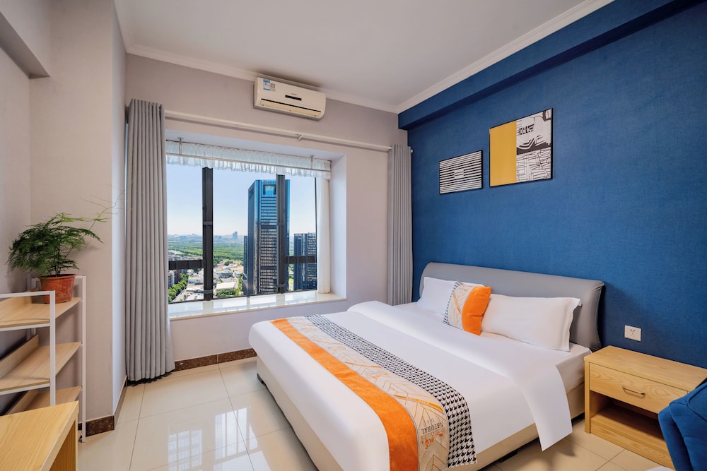Angda Pazhou Apartment 25/60