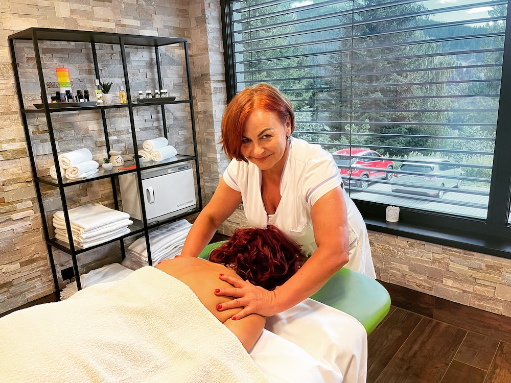 Wellness Hotel Astra 30/50