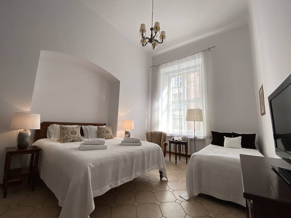 Boutique Aparthotel And Apartments 12/33