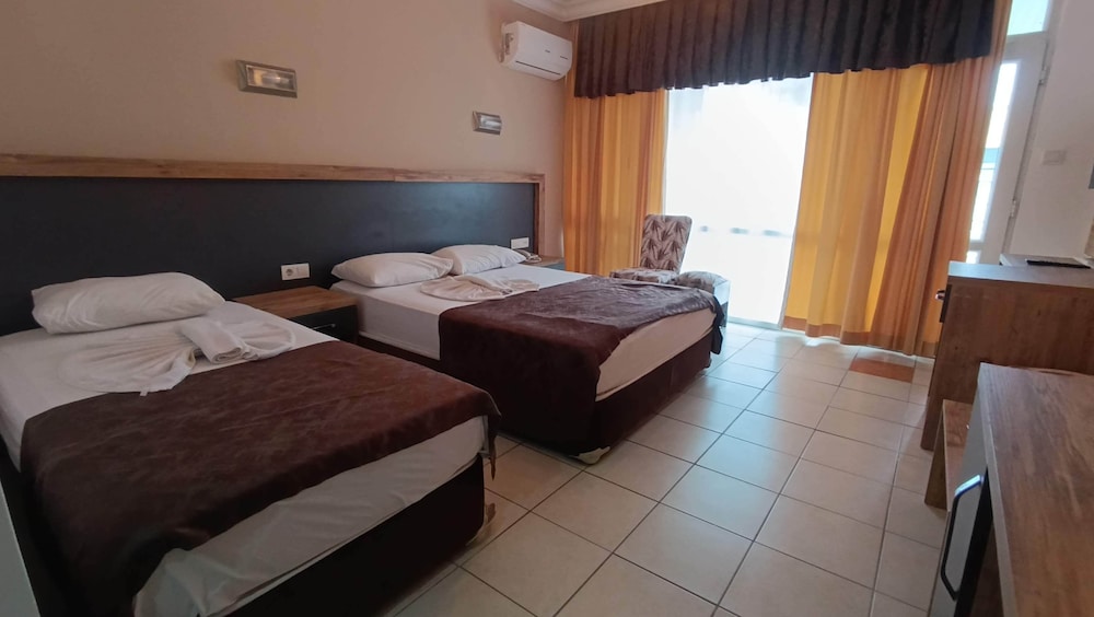 Room, Double Bed