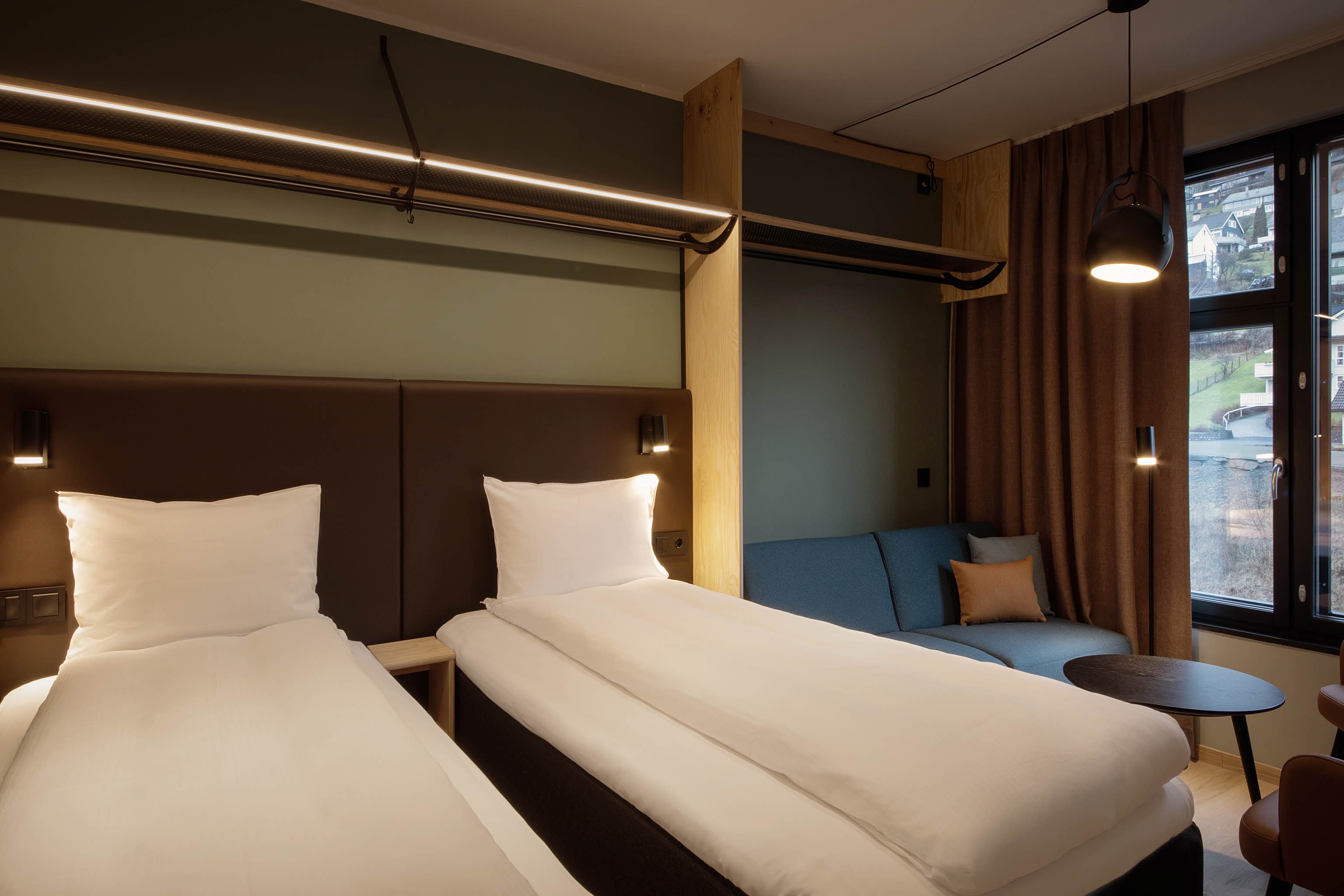غرفة قياسية بسرير مزدوج