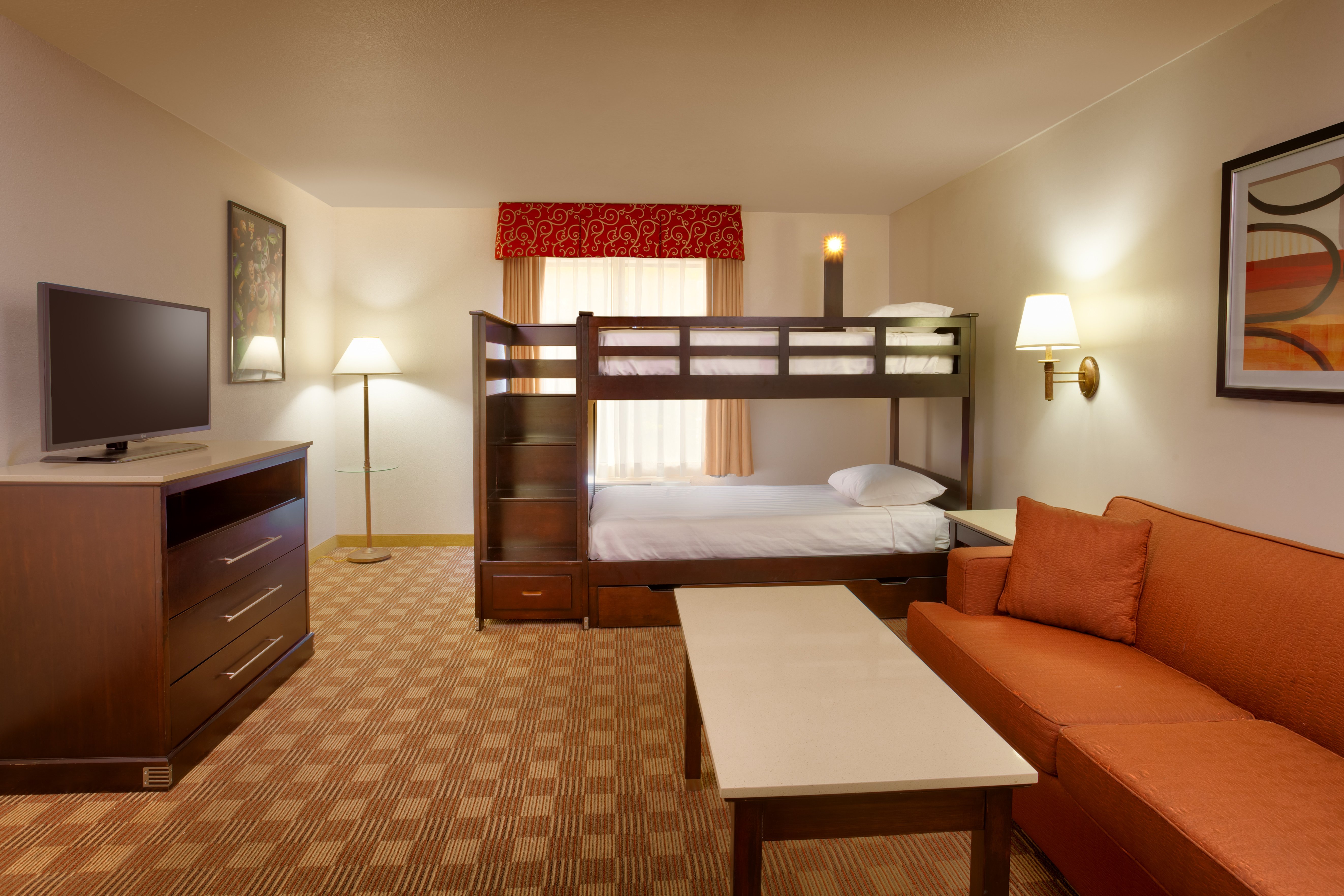Cortona Inn And Suites 42/78