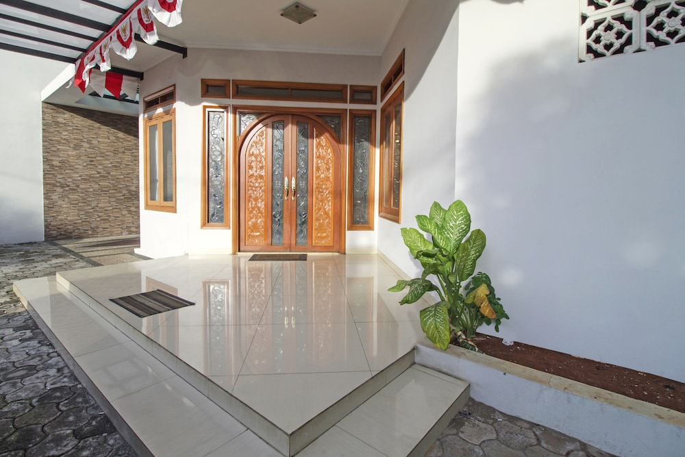 Lobby at Super OYO Capital O 91140 Ayodya Kebon Jeruk, JAKARTA