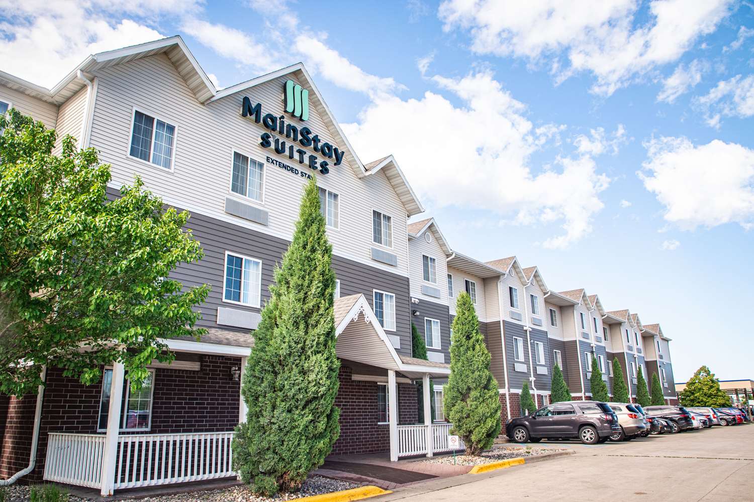 MainStay Suites Fargo - I-94 Medical Center 40/41