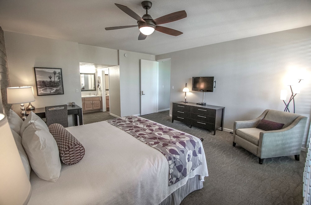 Getaways At Palm Springs Tennis Club 22/50