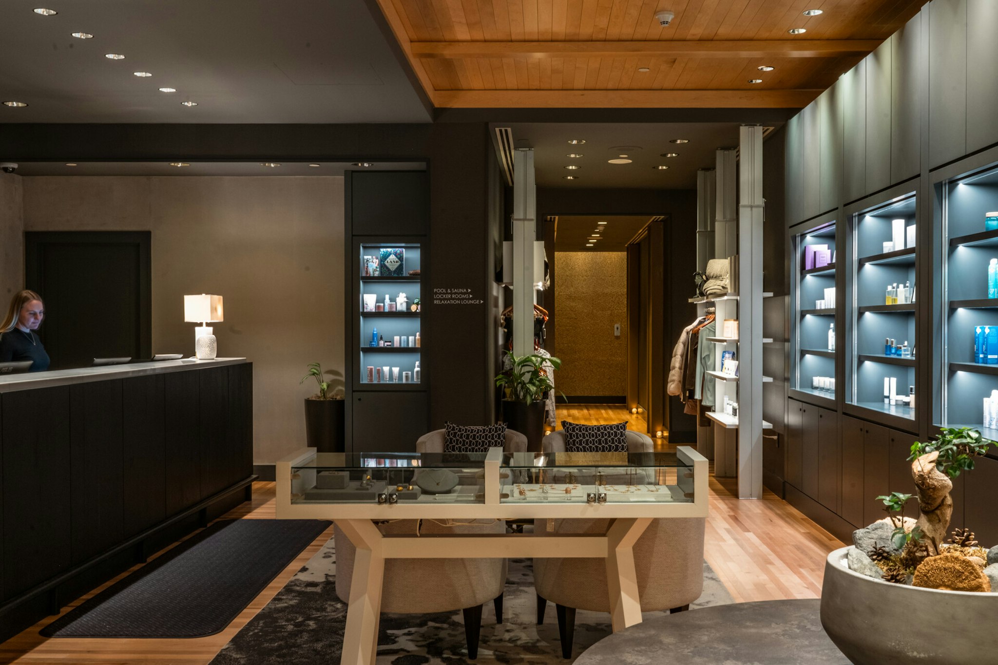 Four Seasons Resort Whistler 15/100