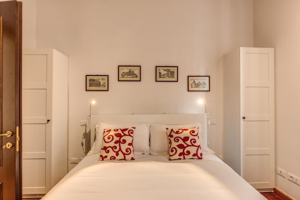Piccolo Trevi Suites 6/53
