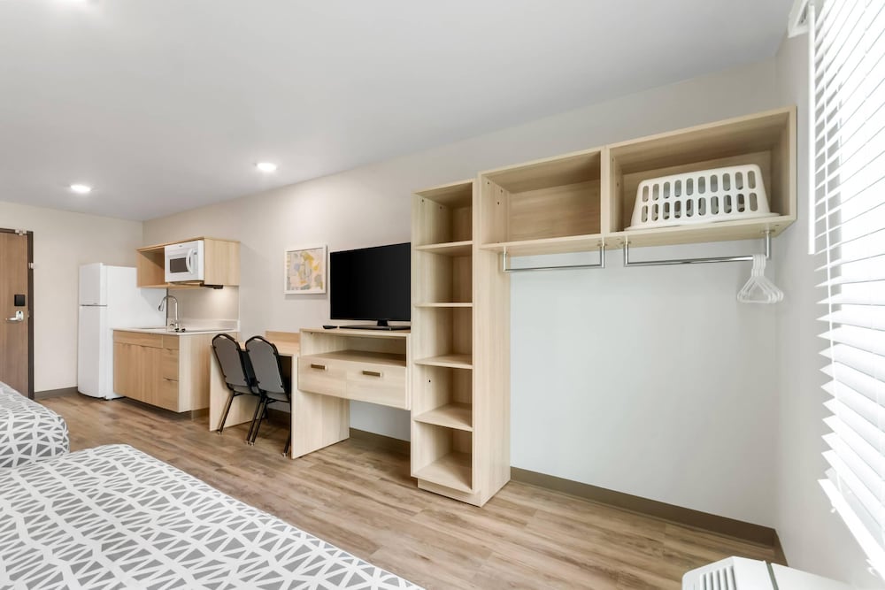 WoodSpring Suites Fort Walton Beach - Eglin AFB 41/60