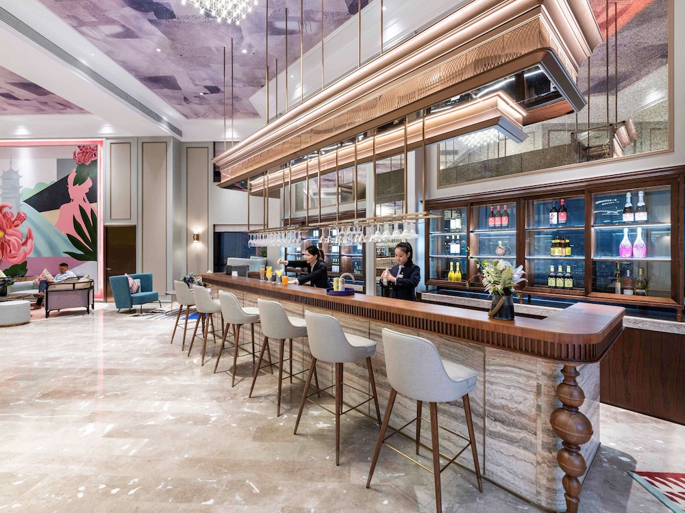 Mercure Nantong Downtown 48/65