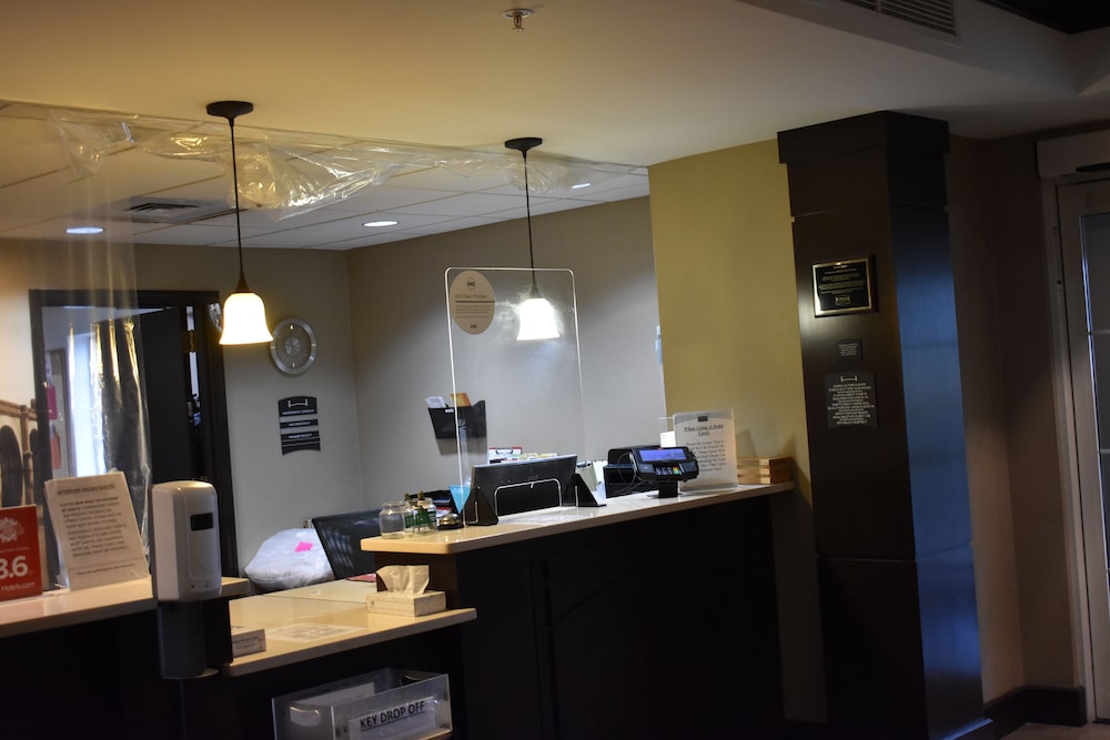 Staybridge Suites Cranbury-South Brunswick 12/75