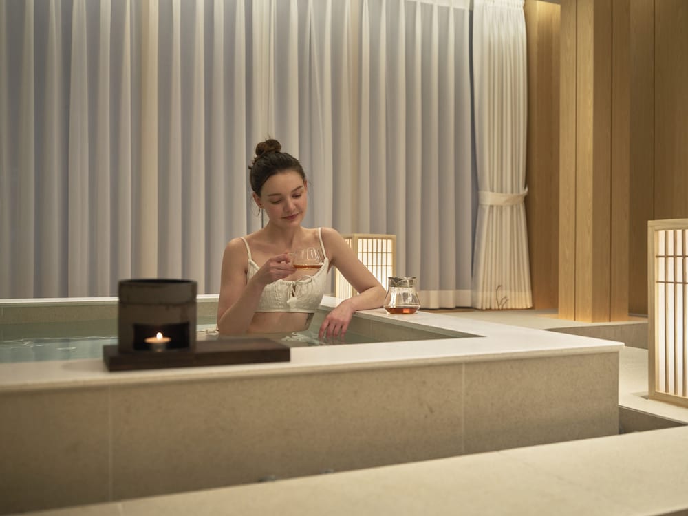 UH Suite The Coex 10/50