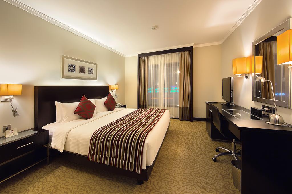Suite, Double Bed