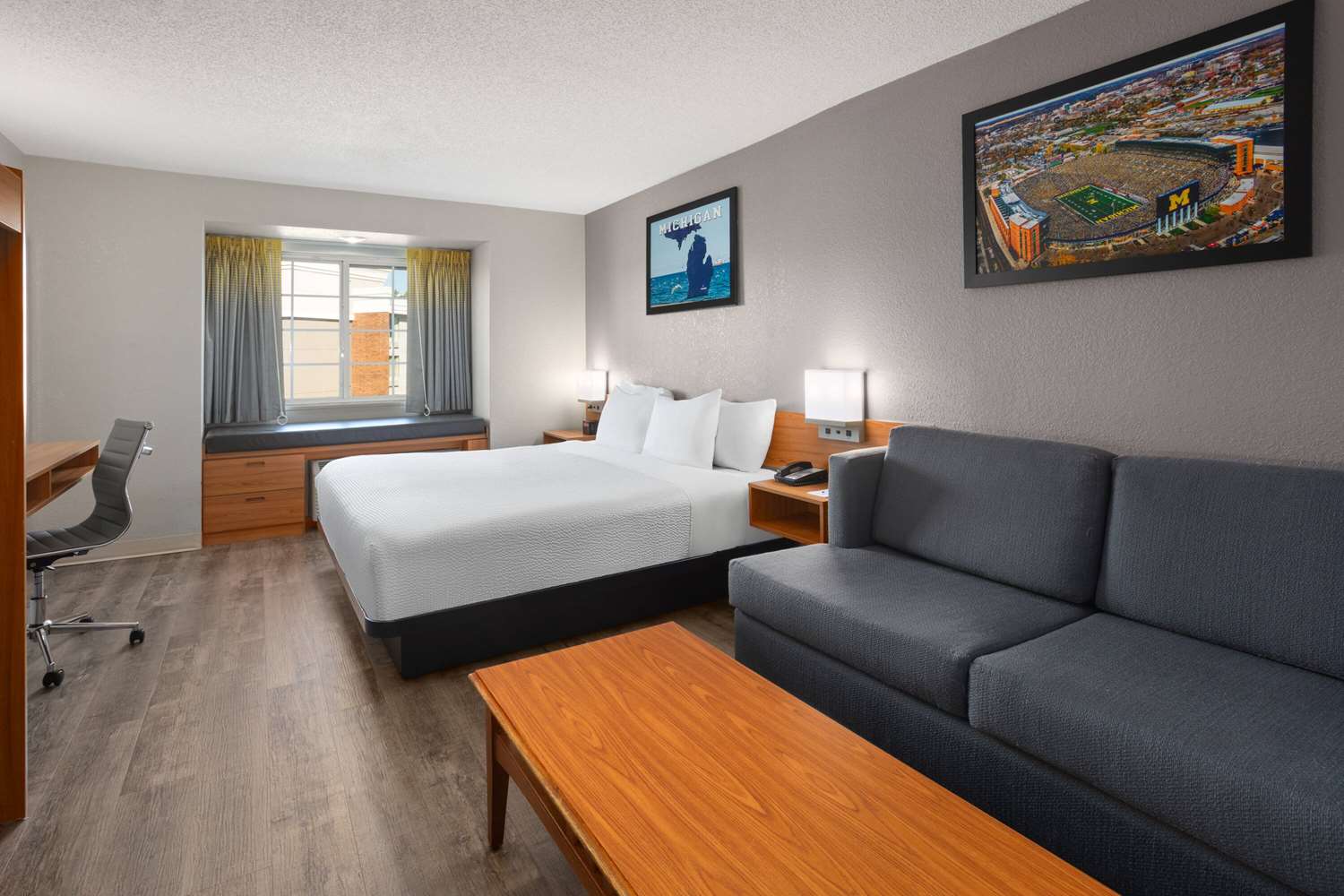 Microtel Inn And Suites Ann Arbor Plymouth Rd 18/39