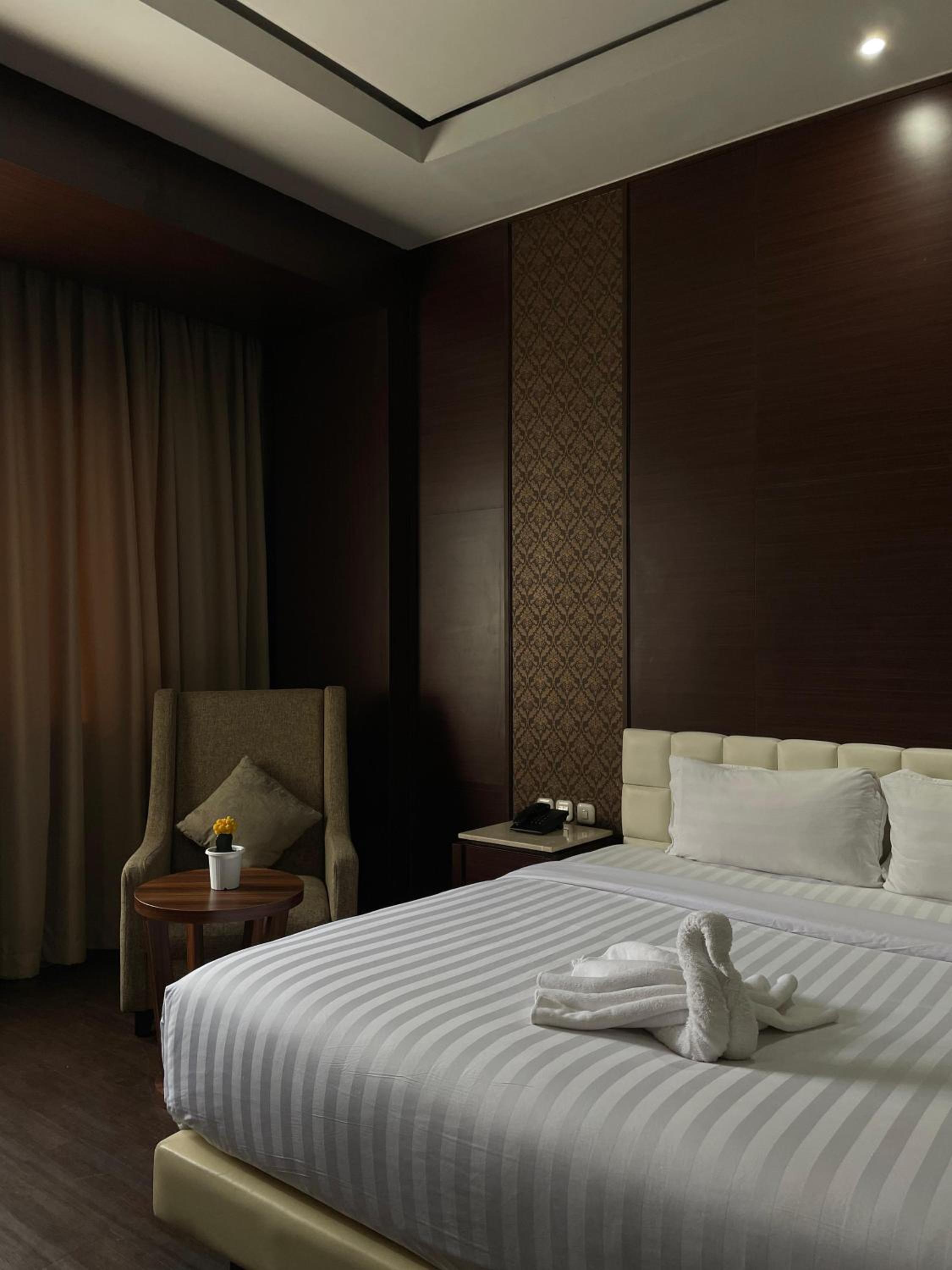 غرفة ديلوكس، Grand Arjuna Hotel Formerly Sheo Resort Hotel 3/10