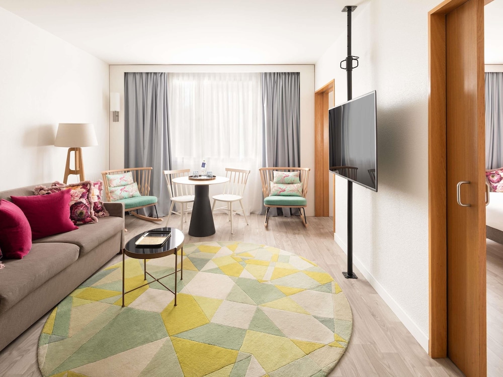 Novotel Barcelona Cornella Hotel 48/71