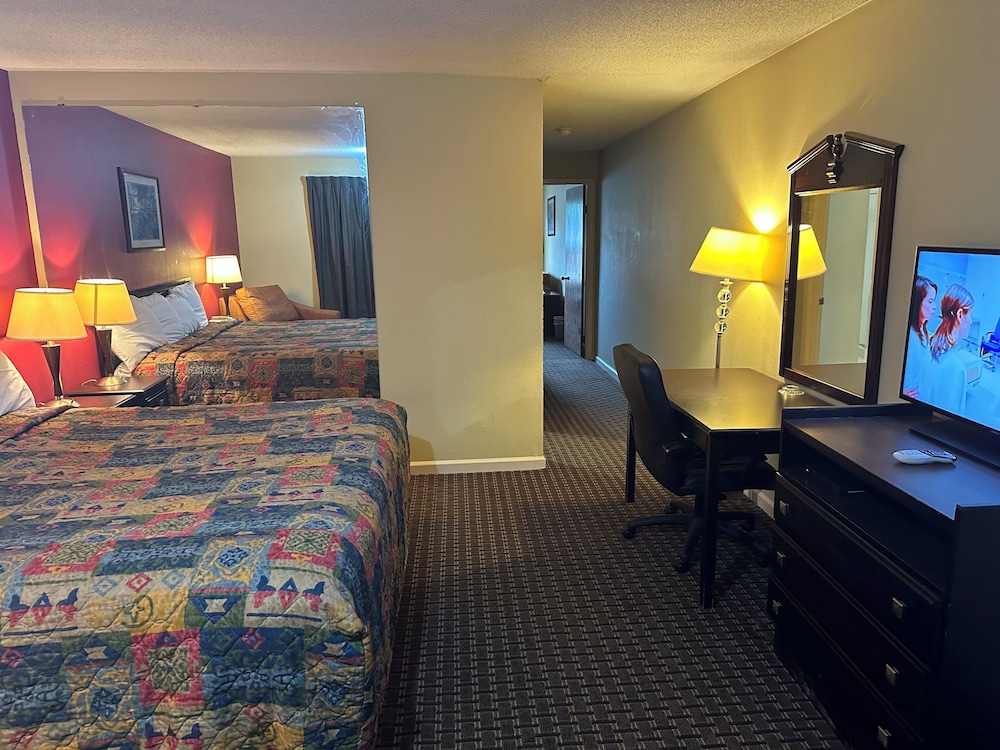 Royal Inn 24/53