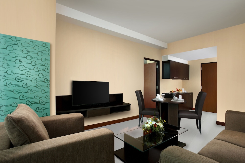 Best Western The Lagoon Hotel 38/45
