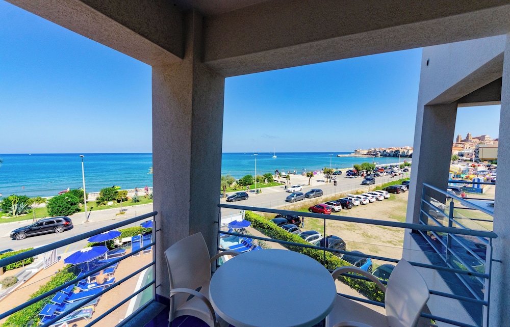 Astro Suite Hotel 40/50
