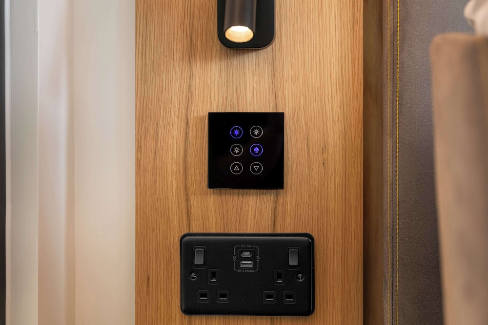 YOTELPAD London Stratford, Select by Hilton 35/50