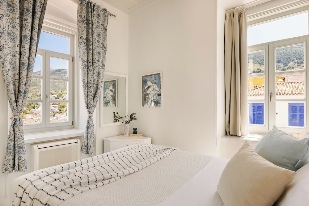 Hydra Hotel 13/53