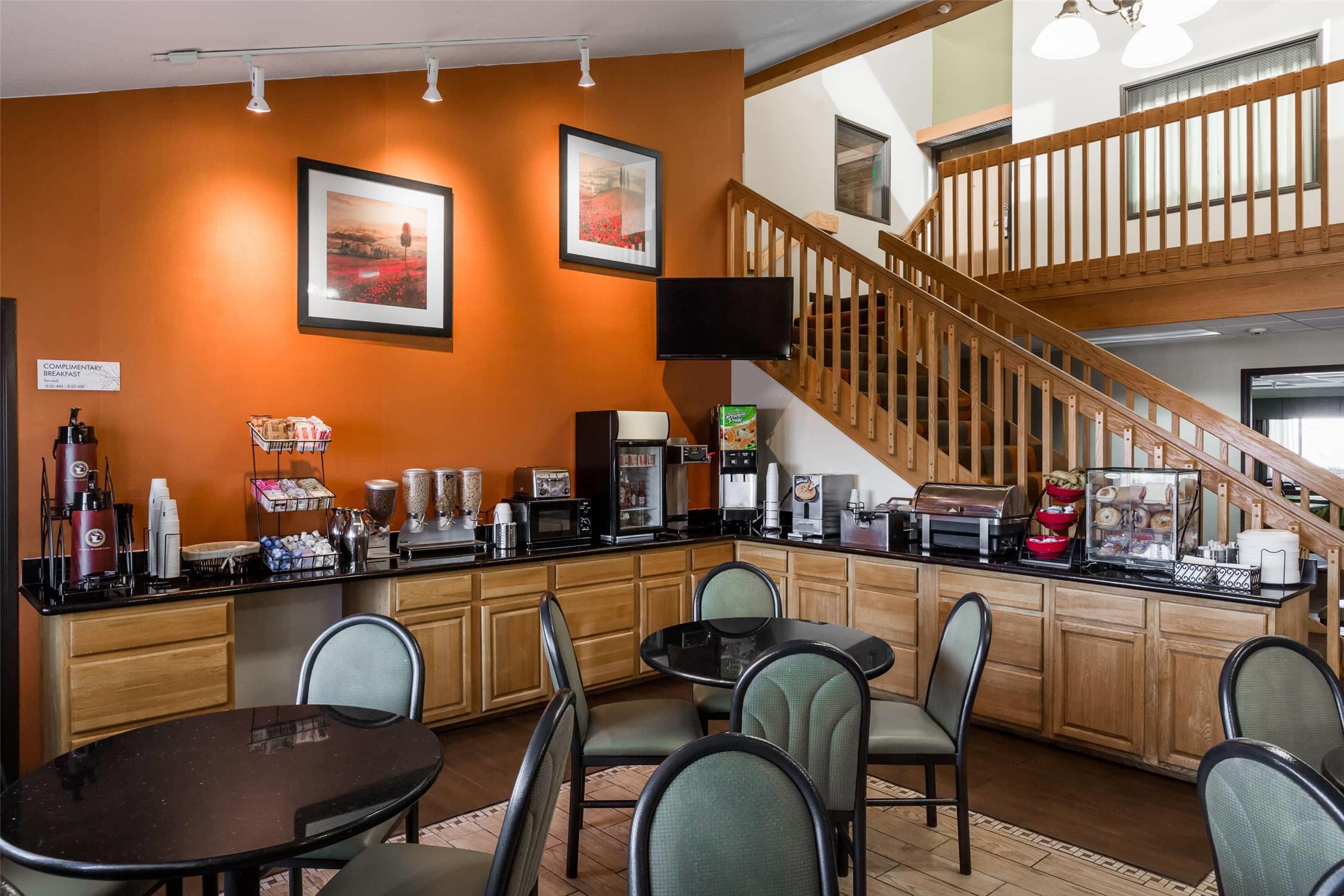 Ramada by Wyndham Platte City KCI Airport 12/15
