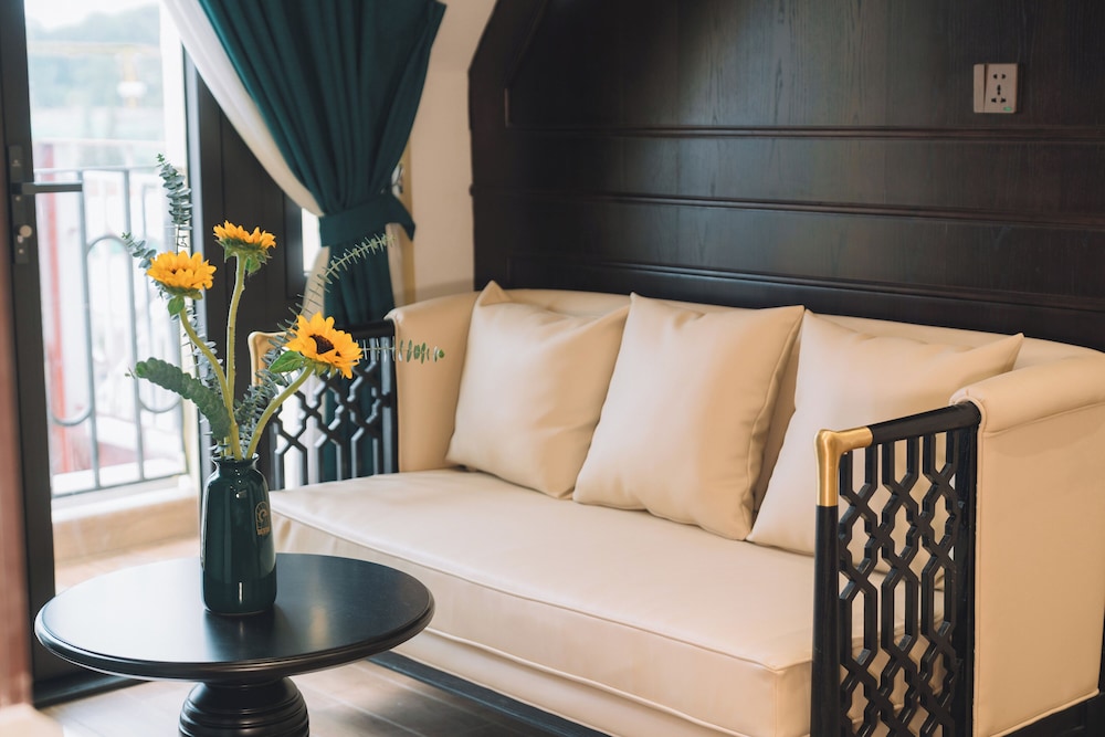 Goldient Boutique Hotel 25/50