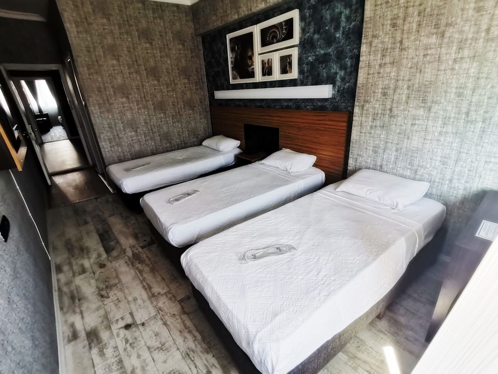 Esin Hotel 18/50