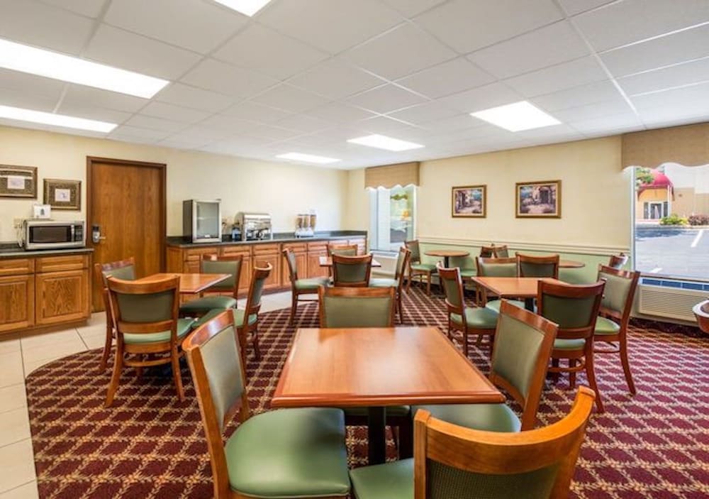 Savannah House Hotel 44/64