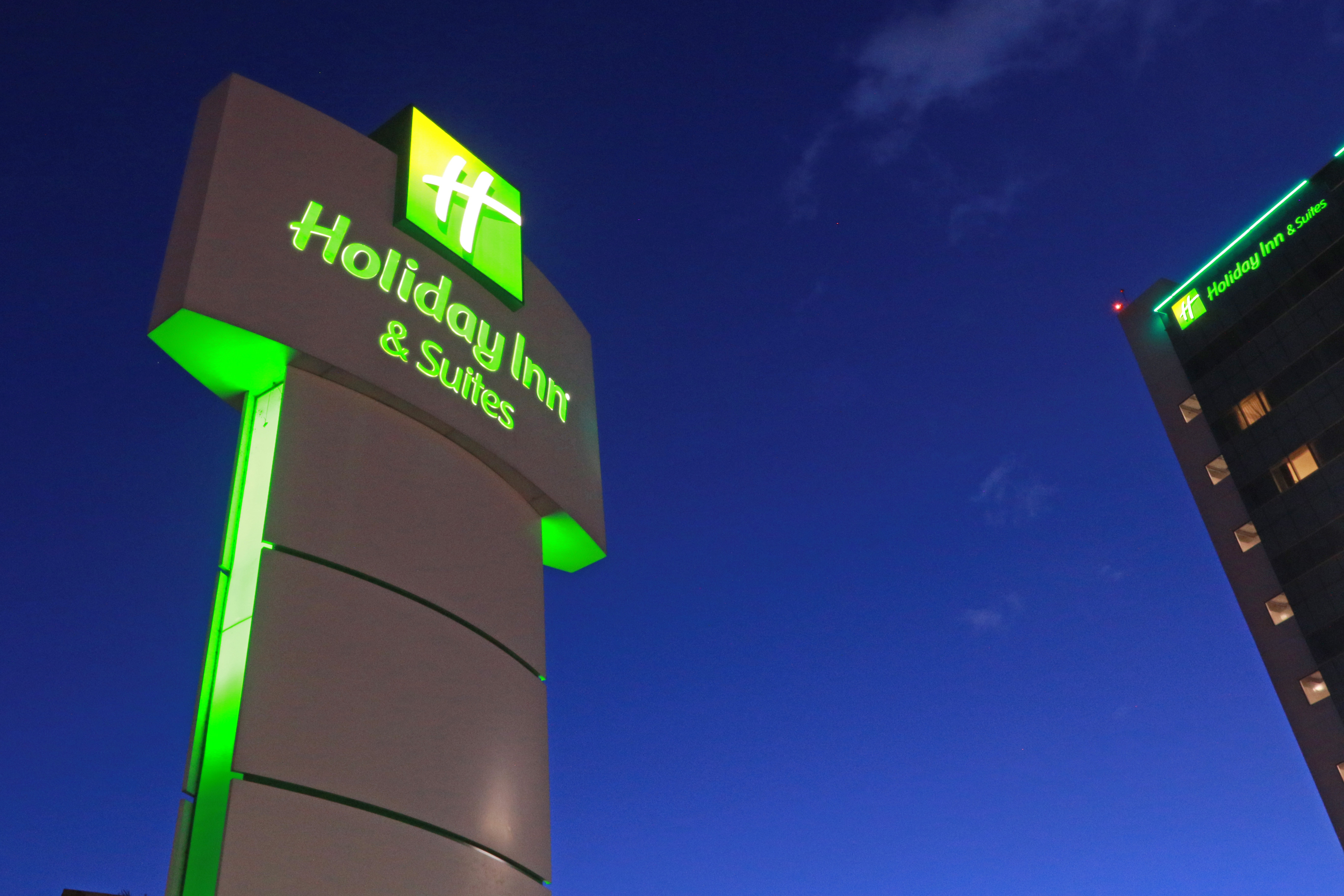 Holiday Inn & Suites Leon Plaza Mayor 1/50