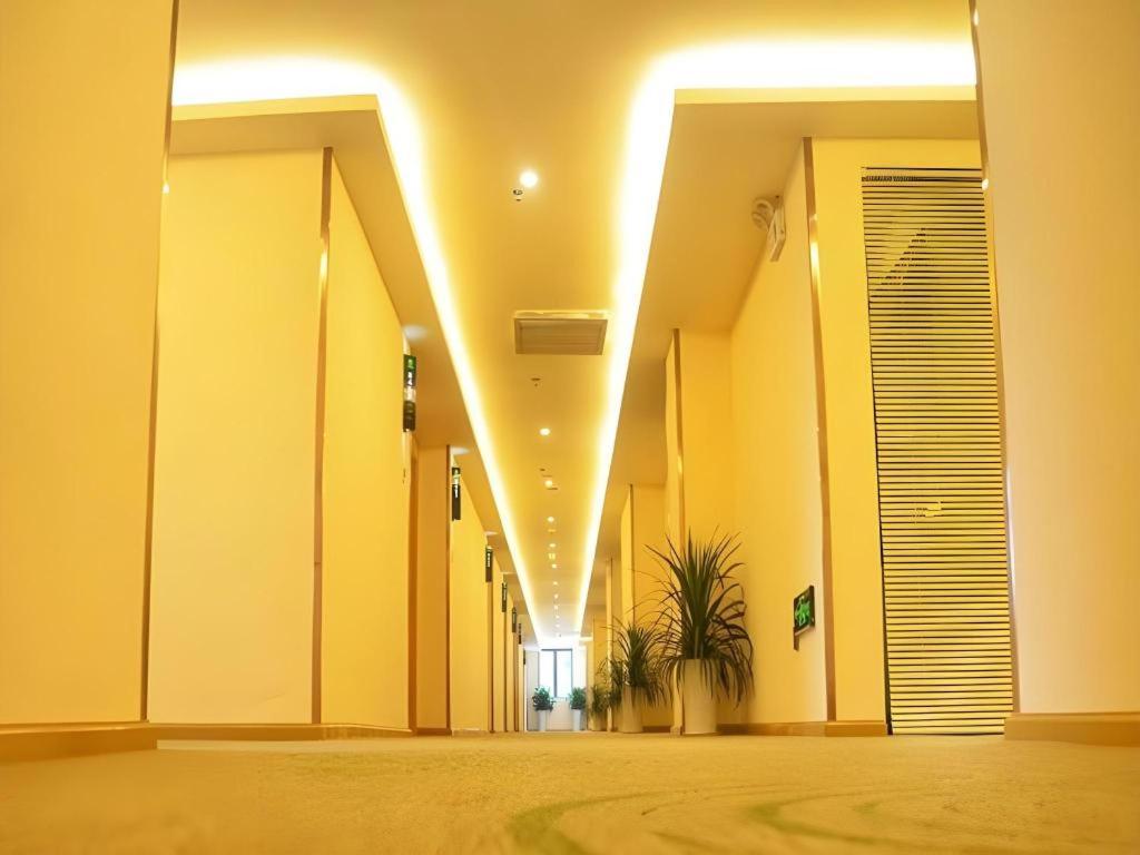 格林豪泰贵阳乌当区高铁东站商务酒店(GreenTree Inn Guiyang Wudang District High-speed Railway East Station) 图片4