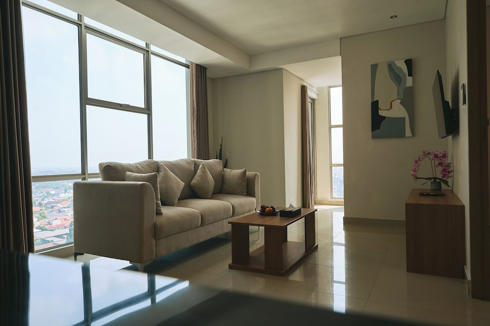 Horison Suite and Residences Iswara Bekasi 10/18