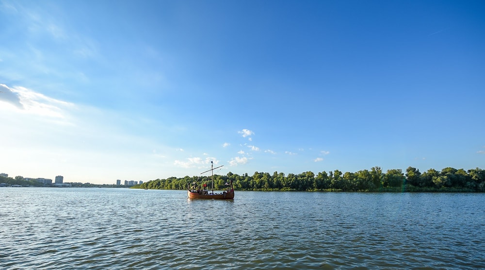 San Art Floating Hostel&Apartments 21/28