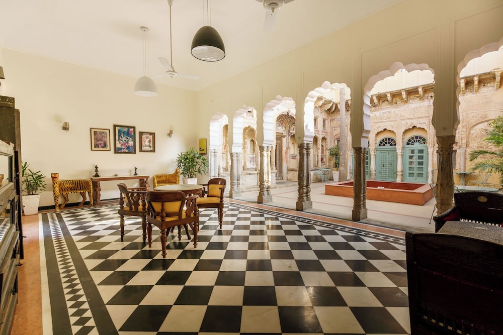VIVAANA CULTURE HOTEL 10/50