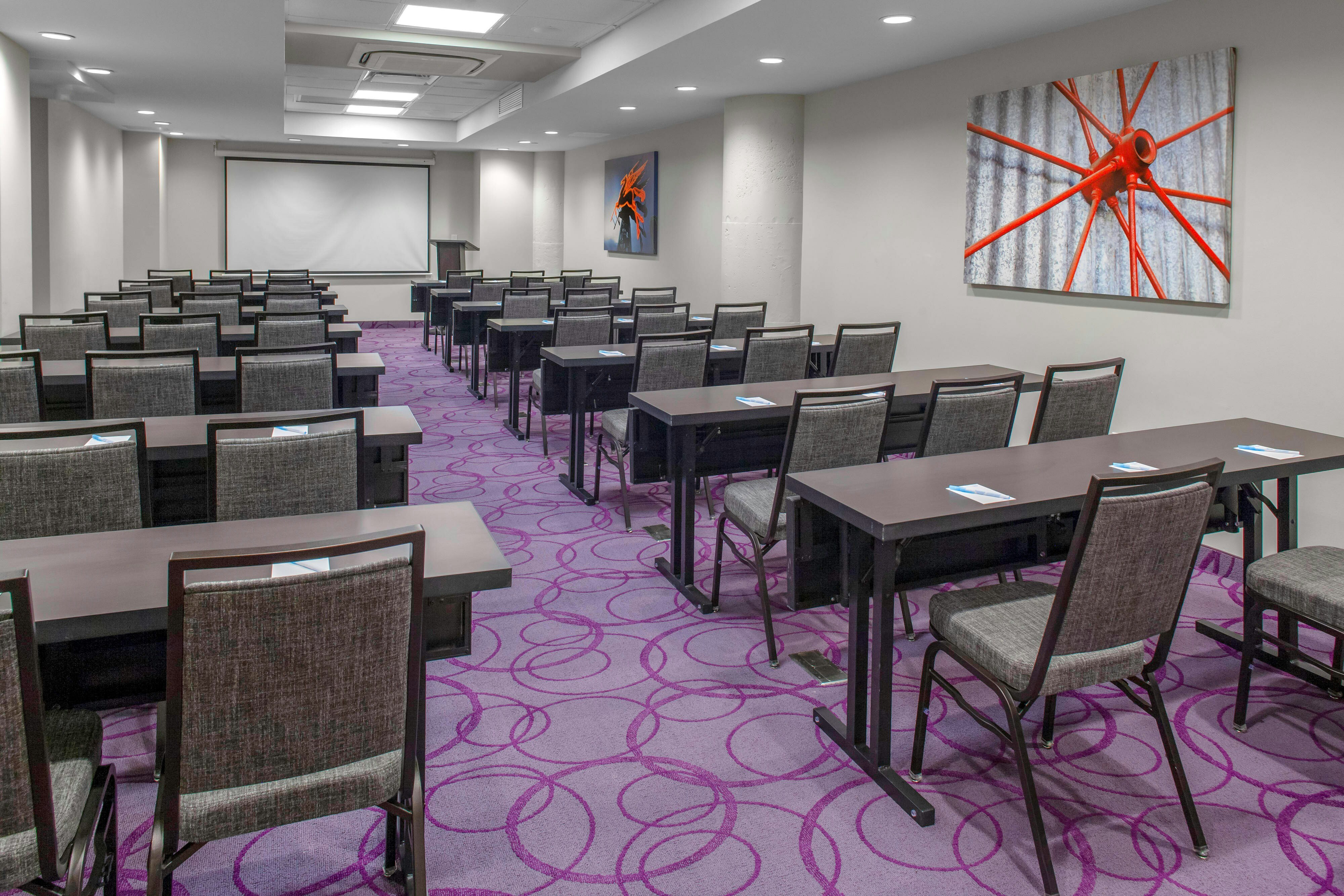Fairfield Inn And Suites Dallas Downtown 19/25