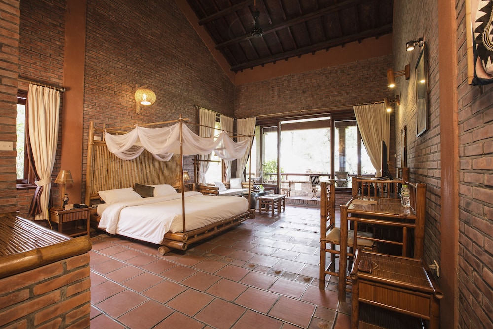 Van Chai Resort 7/50