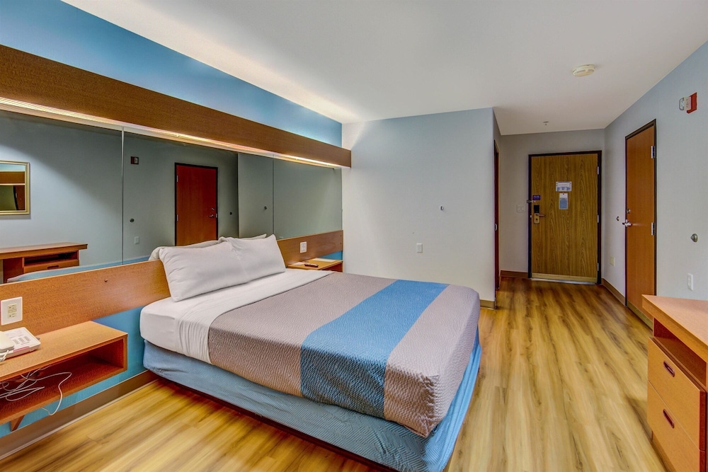 Motel6 Sutherlin, OR – I-5 17/47