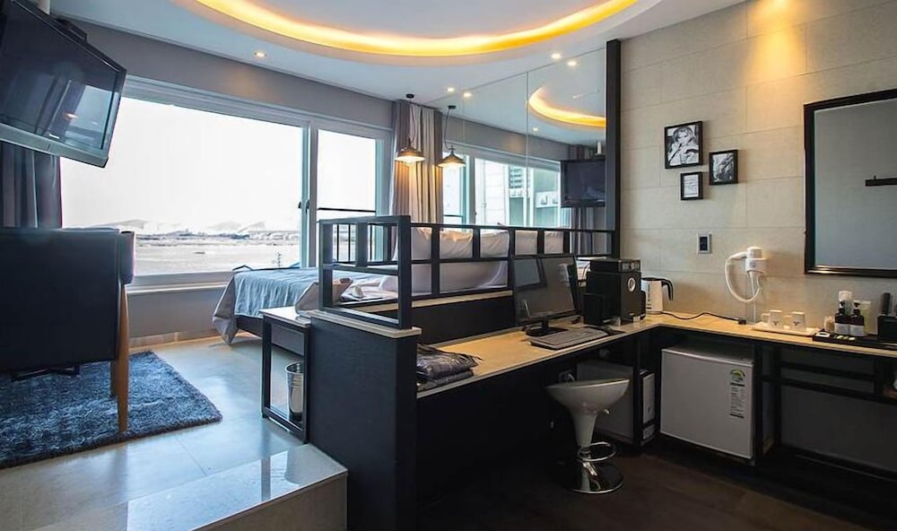 Jk Hotel 24/33