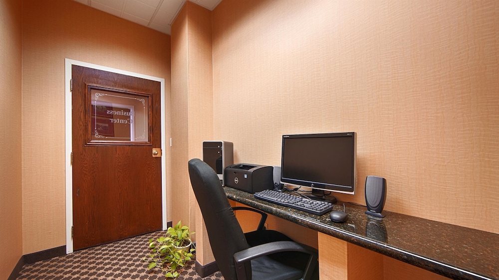 Best Western University Inn 39/44