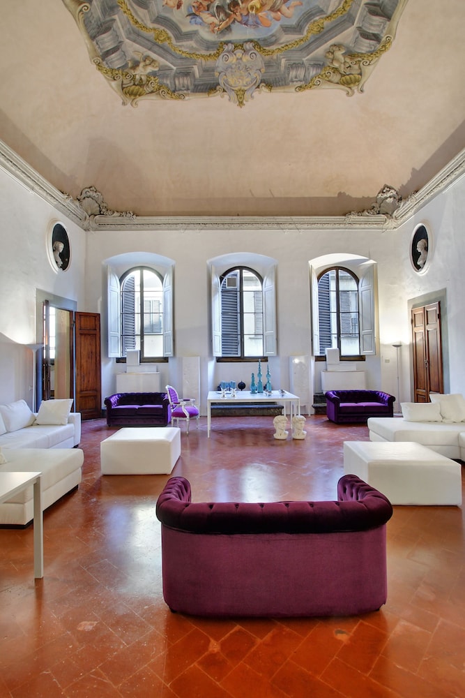 PALAZZO TOLOMEI RESIDENZA D'EPOCA 37/50
