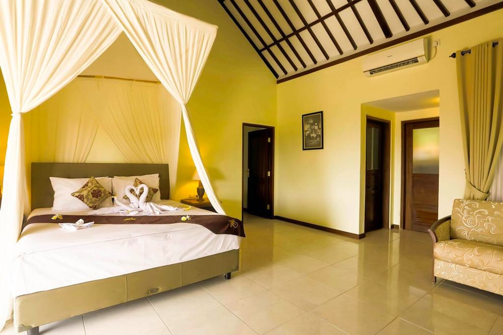 Taman Surgawi Resort And Spa 16/69