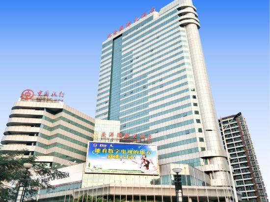 South Pacific International Hotel 2/42