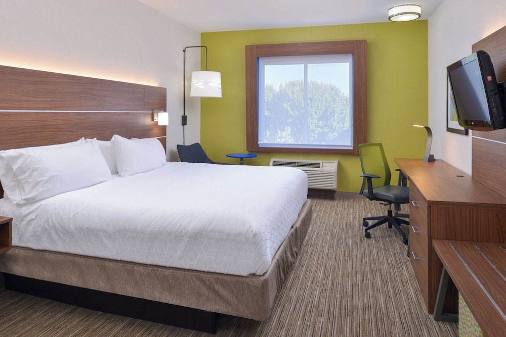 Standard, King Bed, Accessible