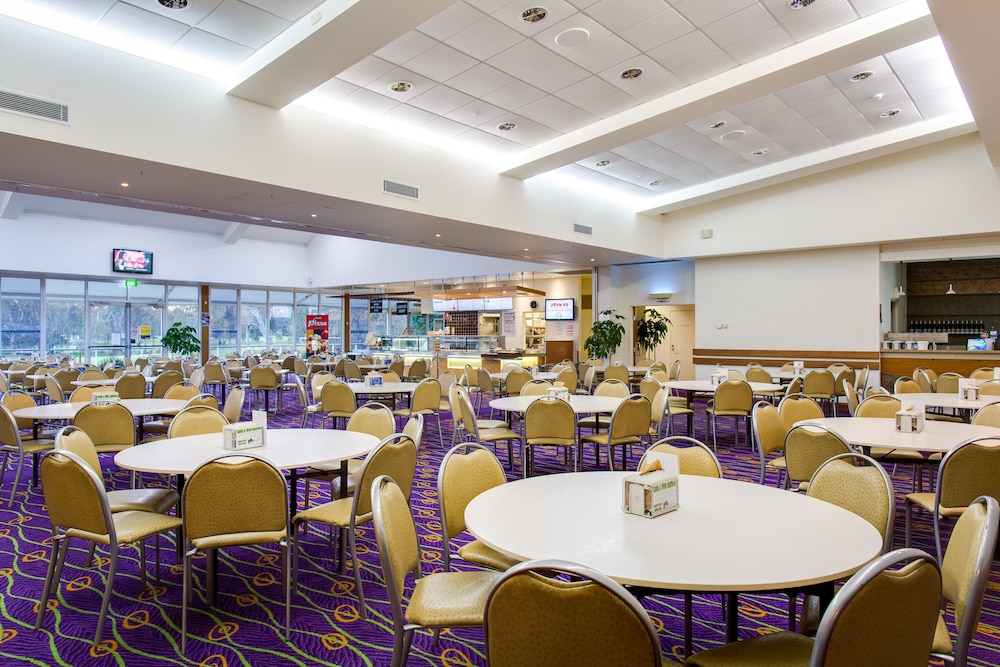 Thurgoona Country Club Resort 33/56